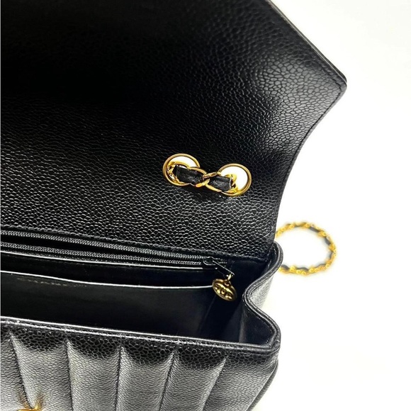 Gorgous VINTAGE Super RARE Chanel envelope flap 24k ghw BLACK CAVIAR - Picture 7 of 16